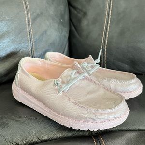 Hey Dudes Girls Pink Shimmer Size 11